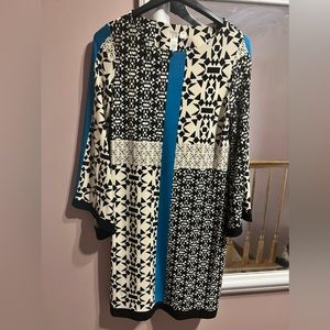 Very elegant polyester and spandex dress